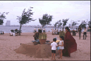 Chowpatty Beach, Bombay Chowpatty Beach, Bombay